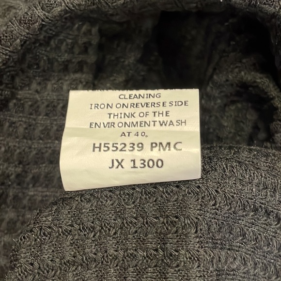 NEW ChArmkp R Shirt || Size XL - Picture 8 of 8